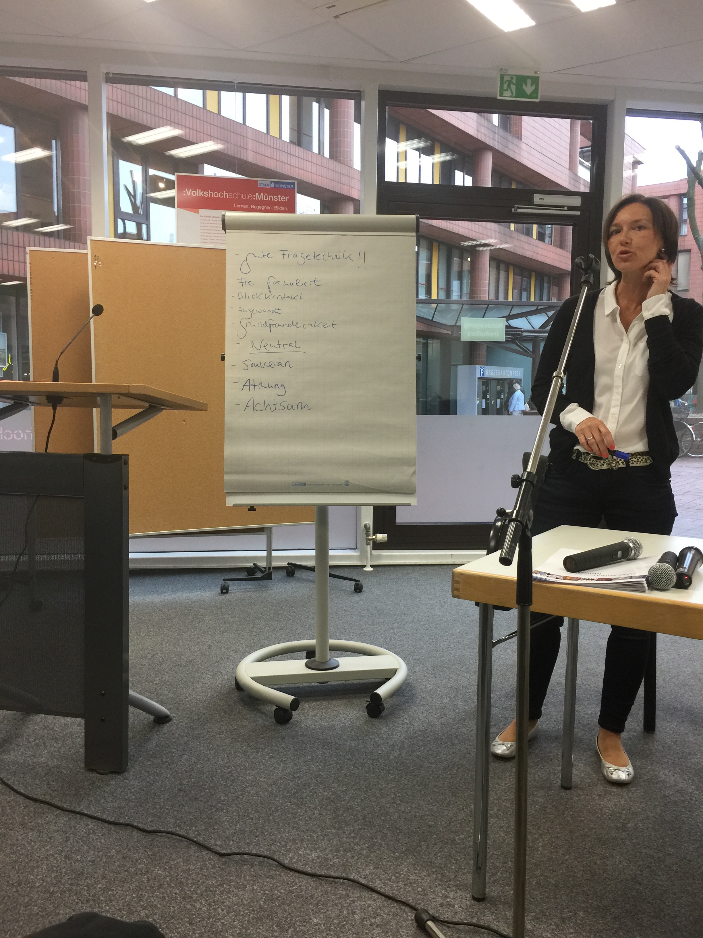Workshop: Live-Moderation